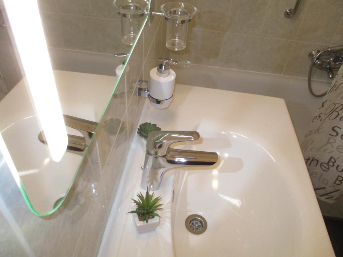 Ferencesek Apartman Beci Exterior foto